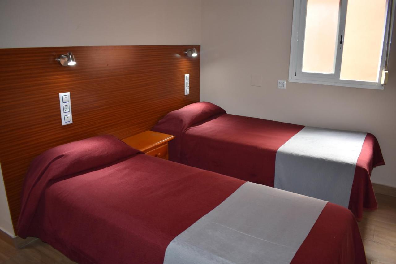 Hostal Alamare Séville Extérieur photo
