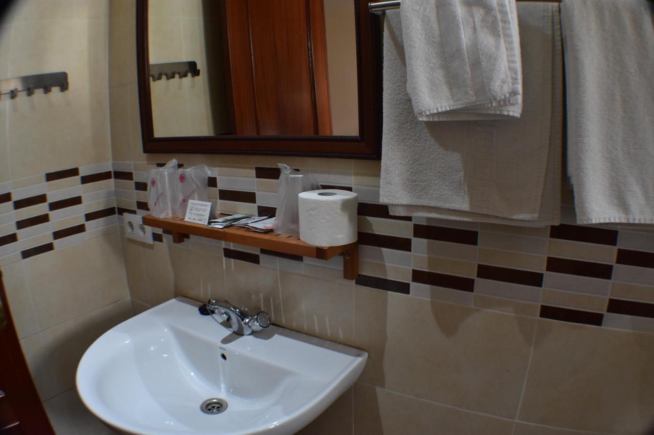 Hostal Alamare Séville Extérieur photo