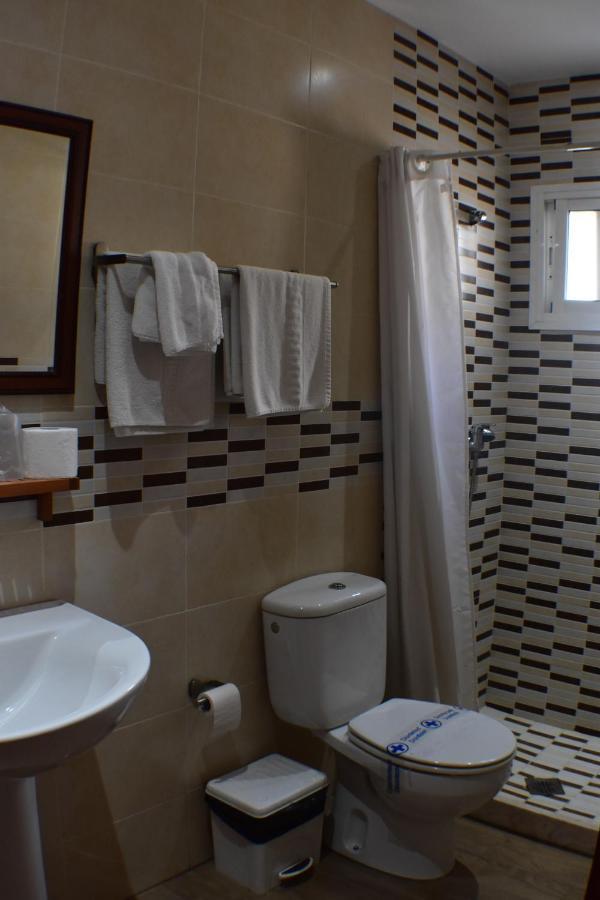 Hostal Alamare Séville Extérieur photo